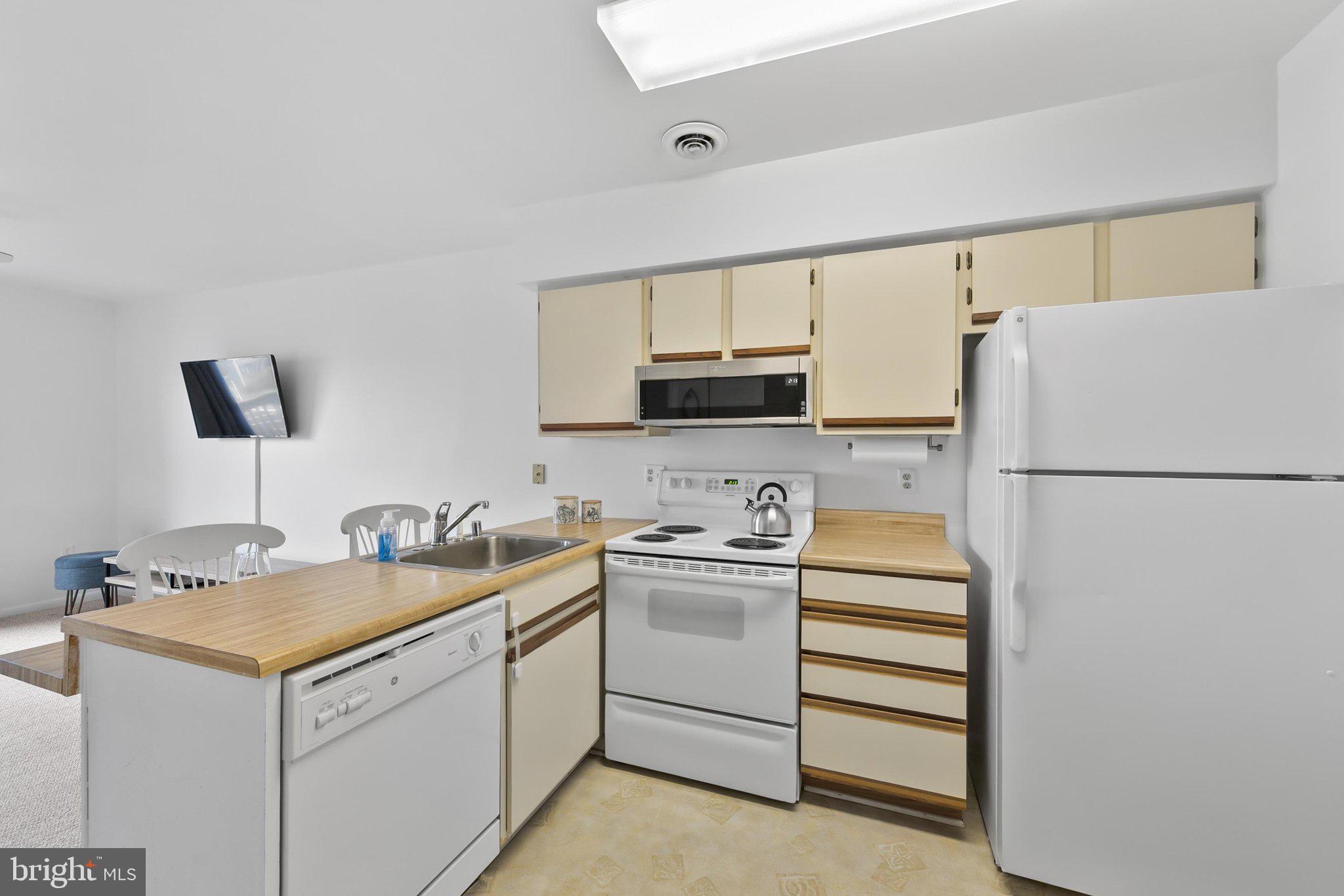 105 123RD STREET 353B2