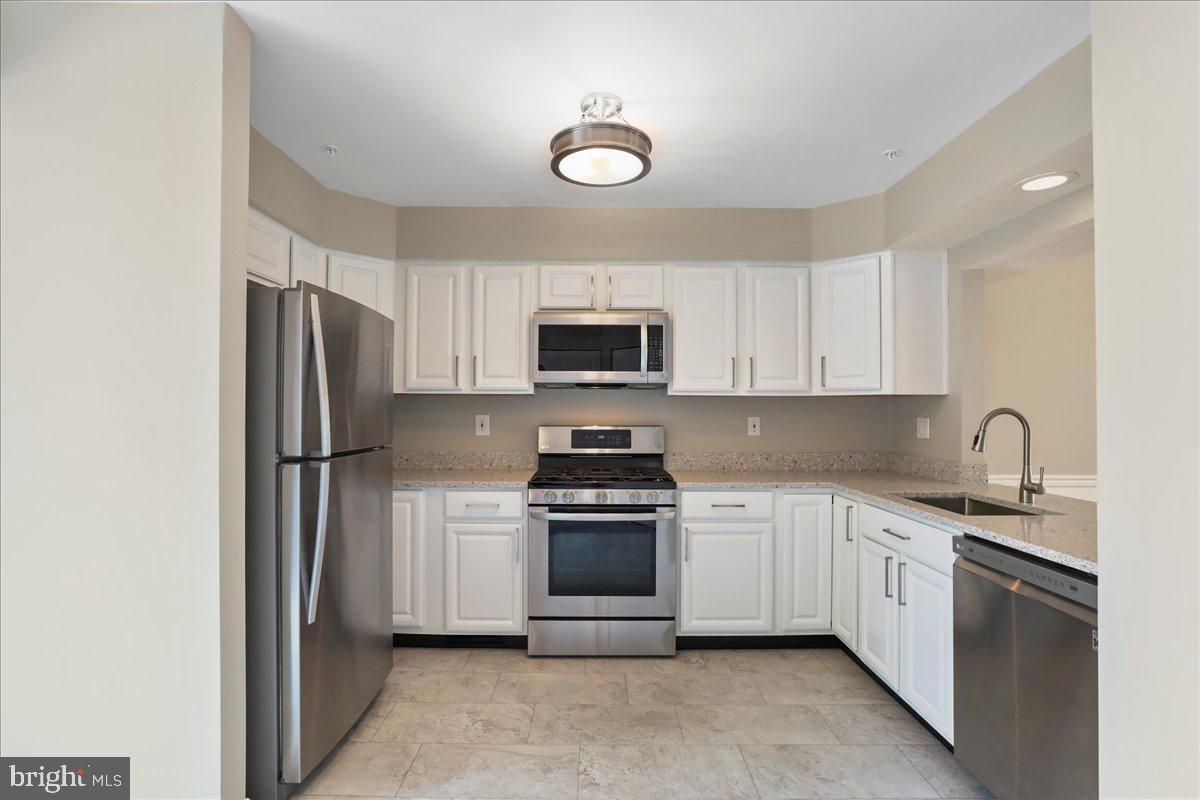 RUSSETT - Residential