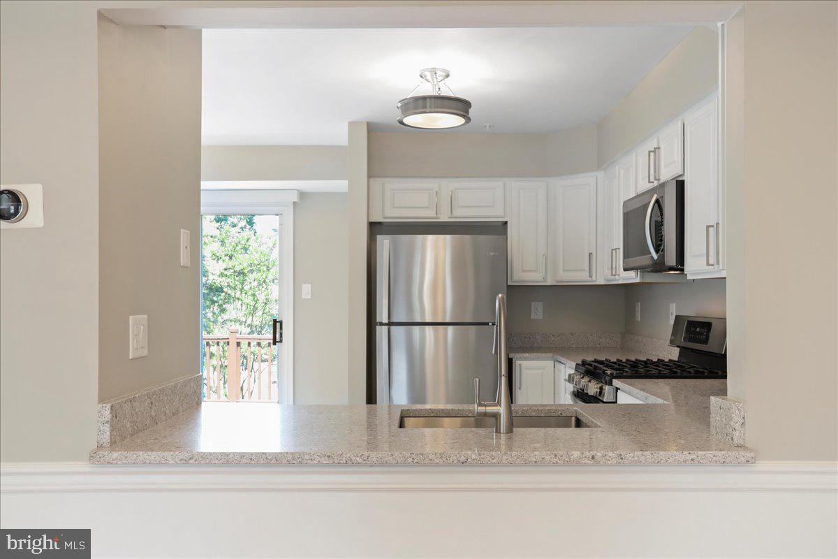 RUSSETT - Residential