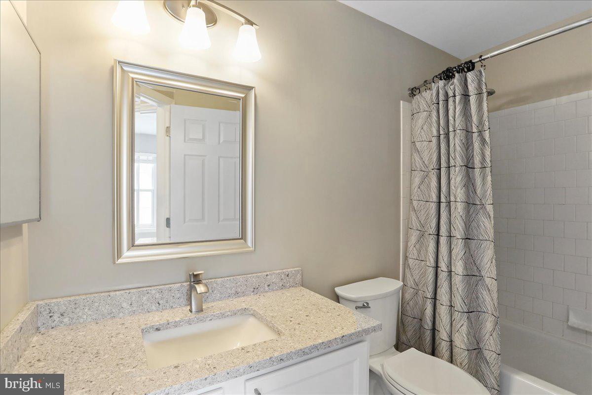 RUSSETT - Residential