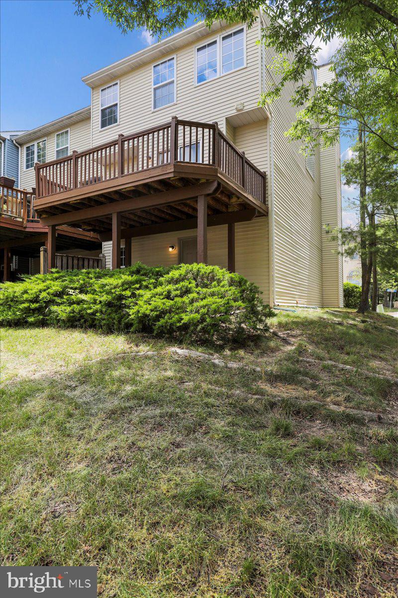 RUSSETT - Residential