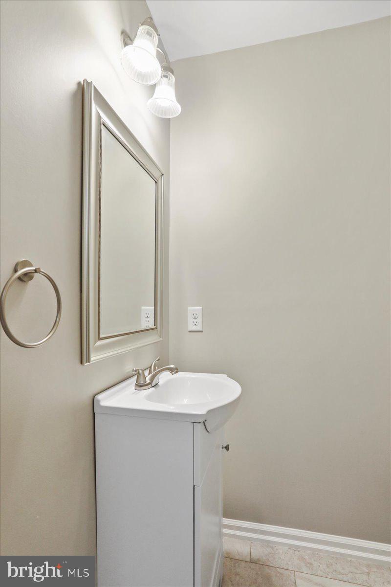 RUSSETT - Residential