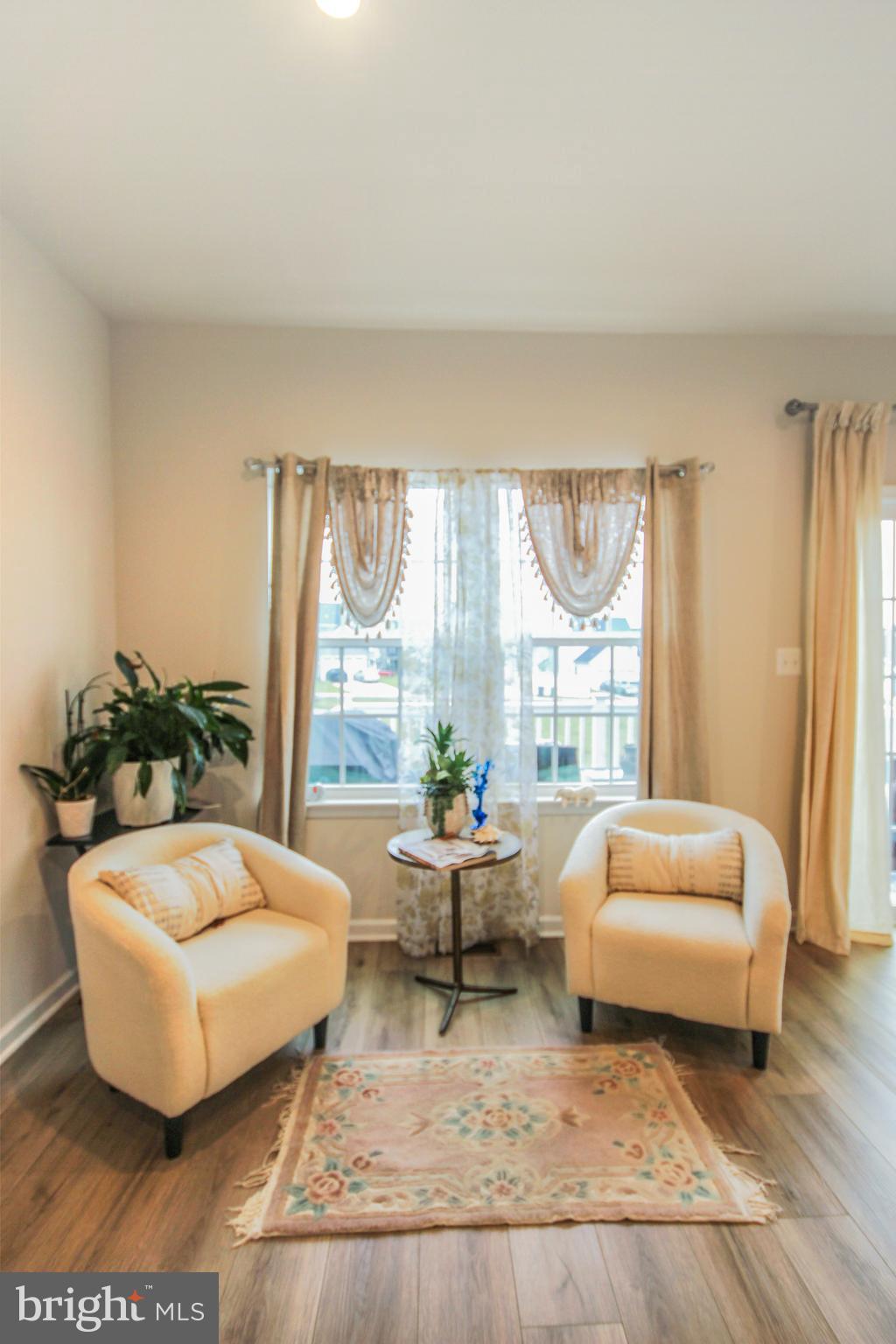 COURTHOUSE COMMONS - Residential