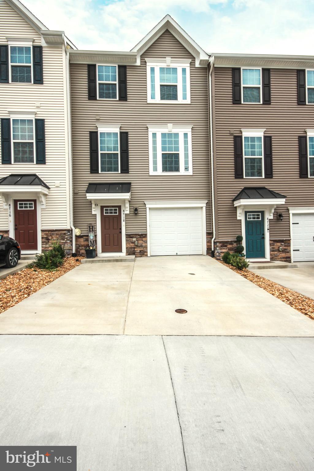 COURTHOUSE COMMONS - Residential