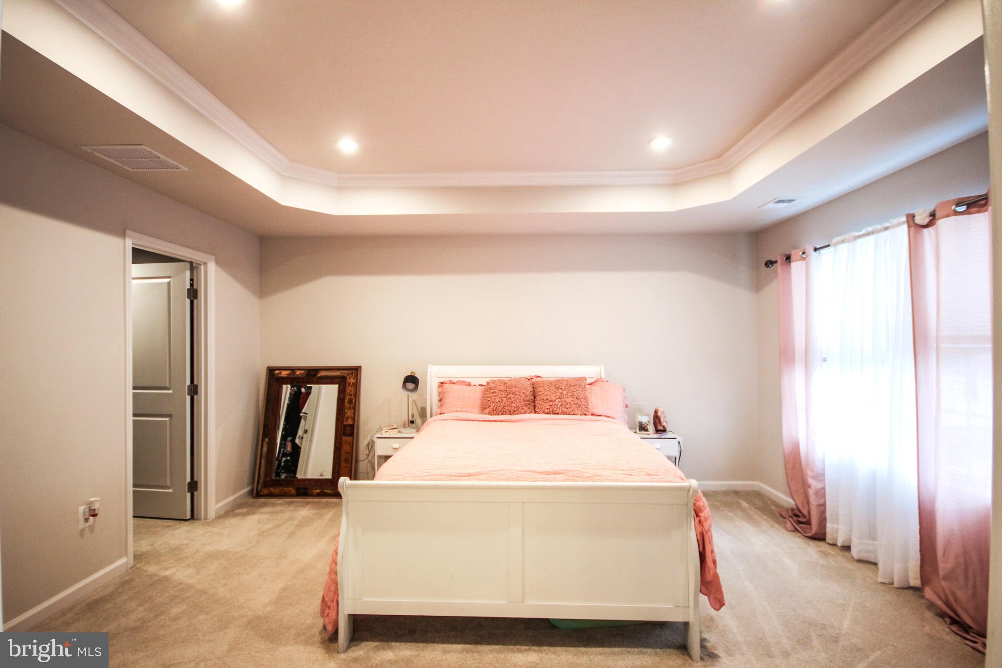 COURTHOUSE COMMONS - Residential