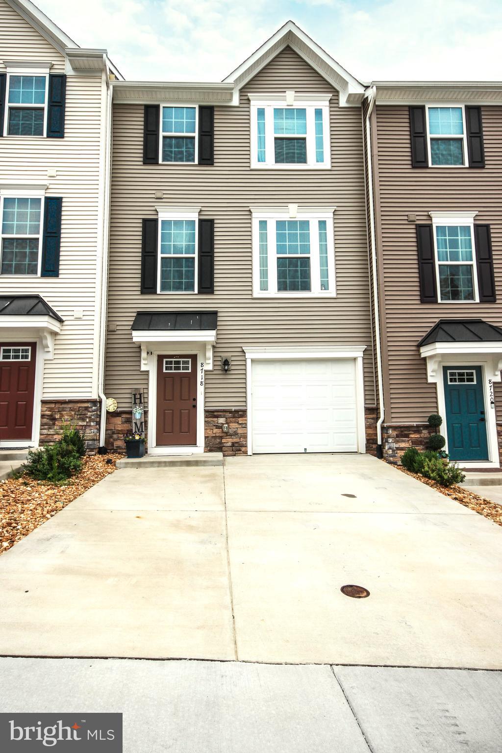 COURTHOUSE COMMONS - Residential