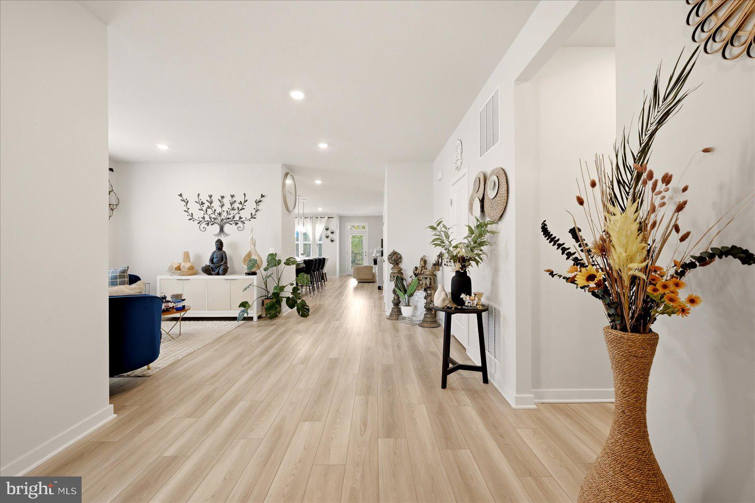 2319 HAWKSHILL DRIVE