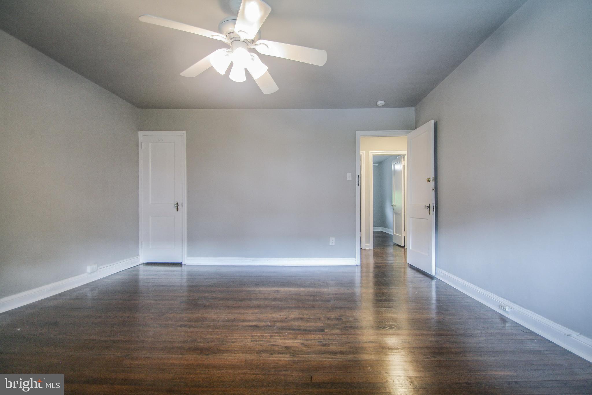 WALNUT HILL - Residential Lease