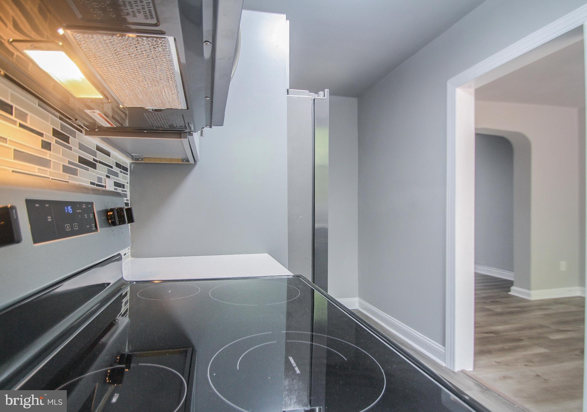 WALNUT HILL - Residential Lease