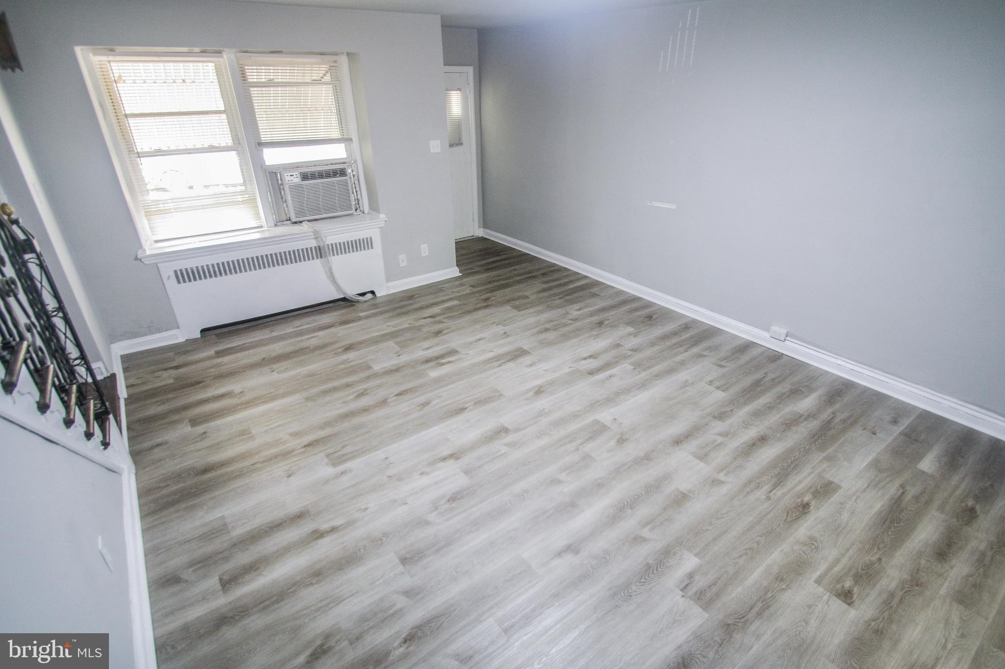 WALNUT HILL - Residential Lease