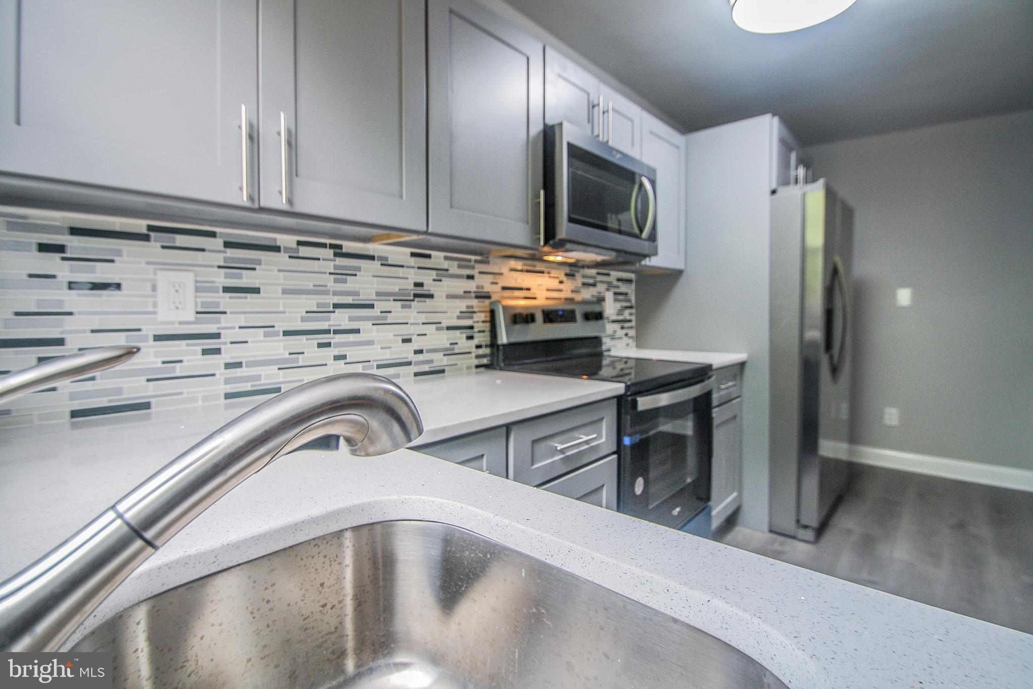 WALNUT HILL - Residential Lease