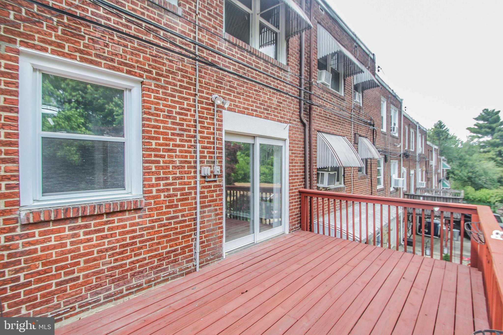 WALNUT HILL - Residential Lease