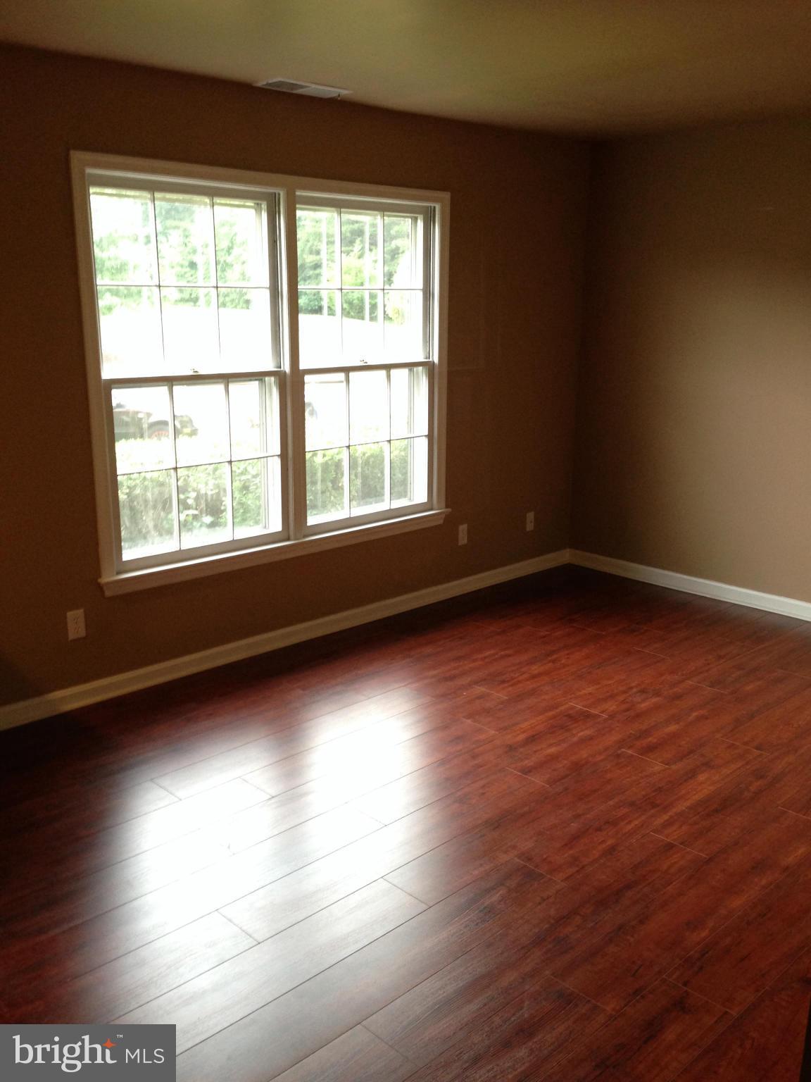 BERKELEY VILLAGE - Residential