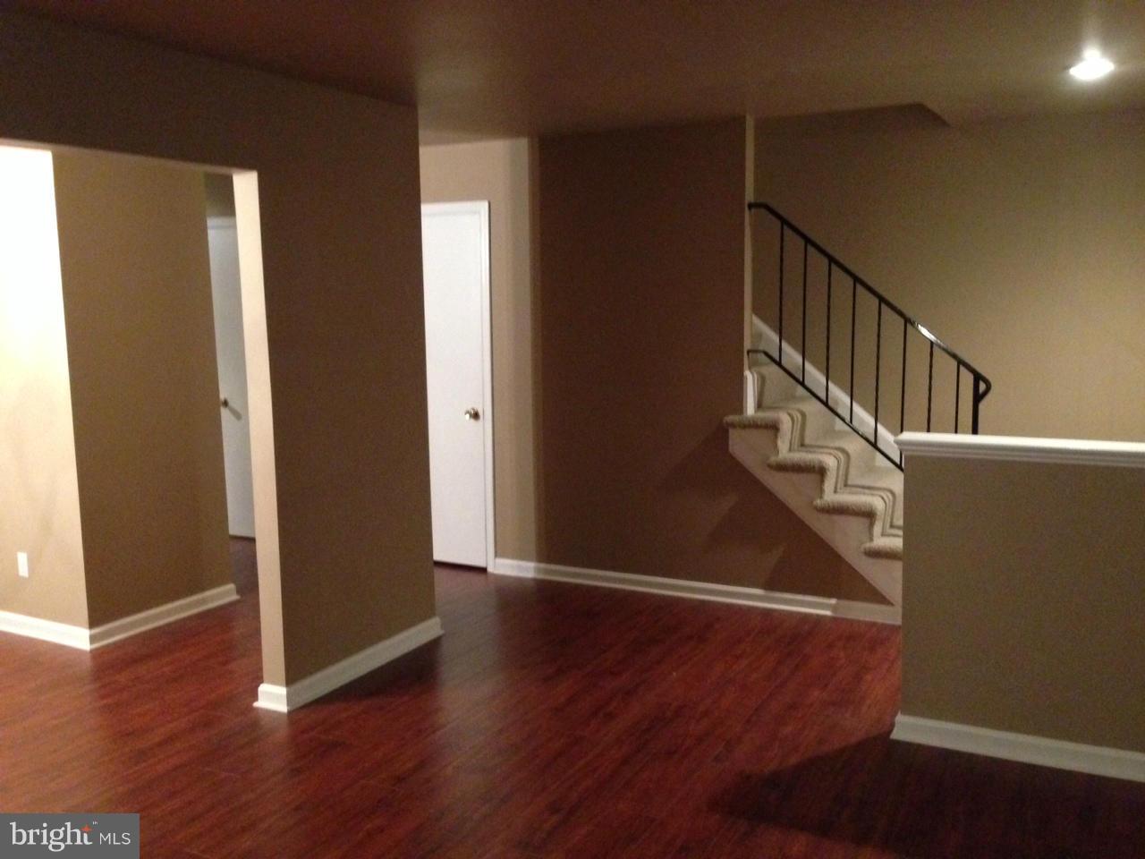 BERKELEY VILLAGE - Residential