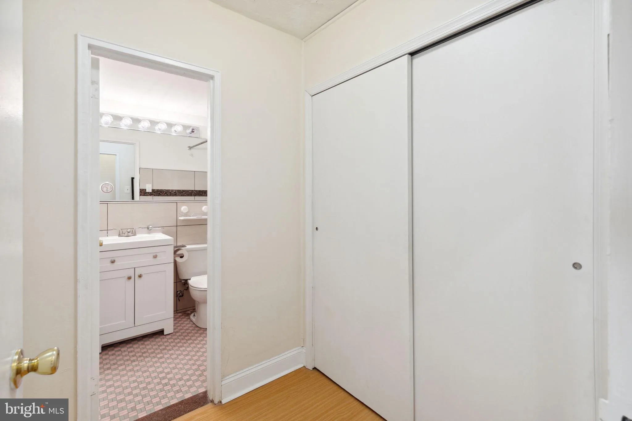 Philadelphia, Pennsylvania 19103, United States, ,1 BathroomBathrooms,Residential,Active,154197