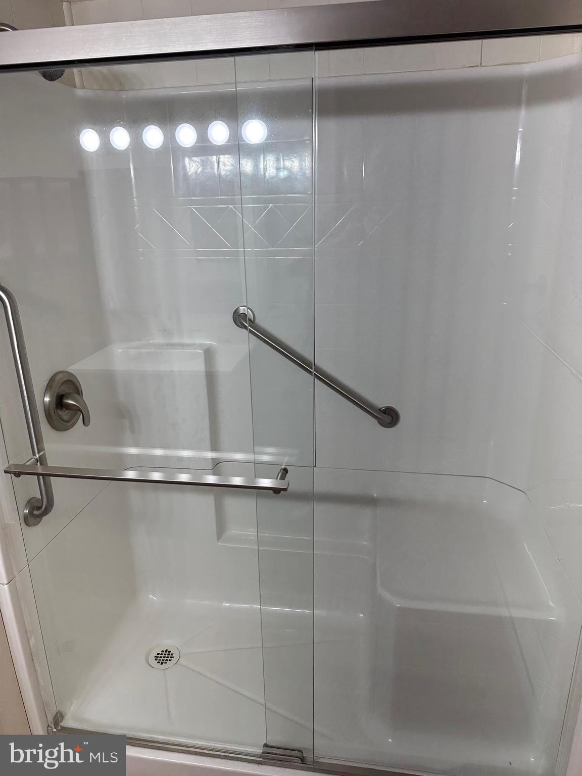 GLENWOOD FOREST - Residential