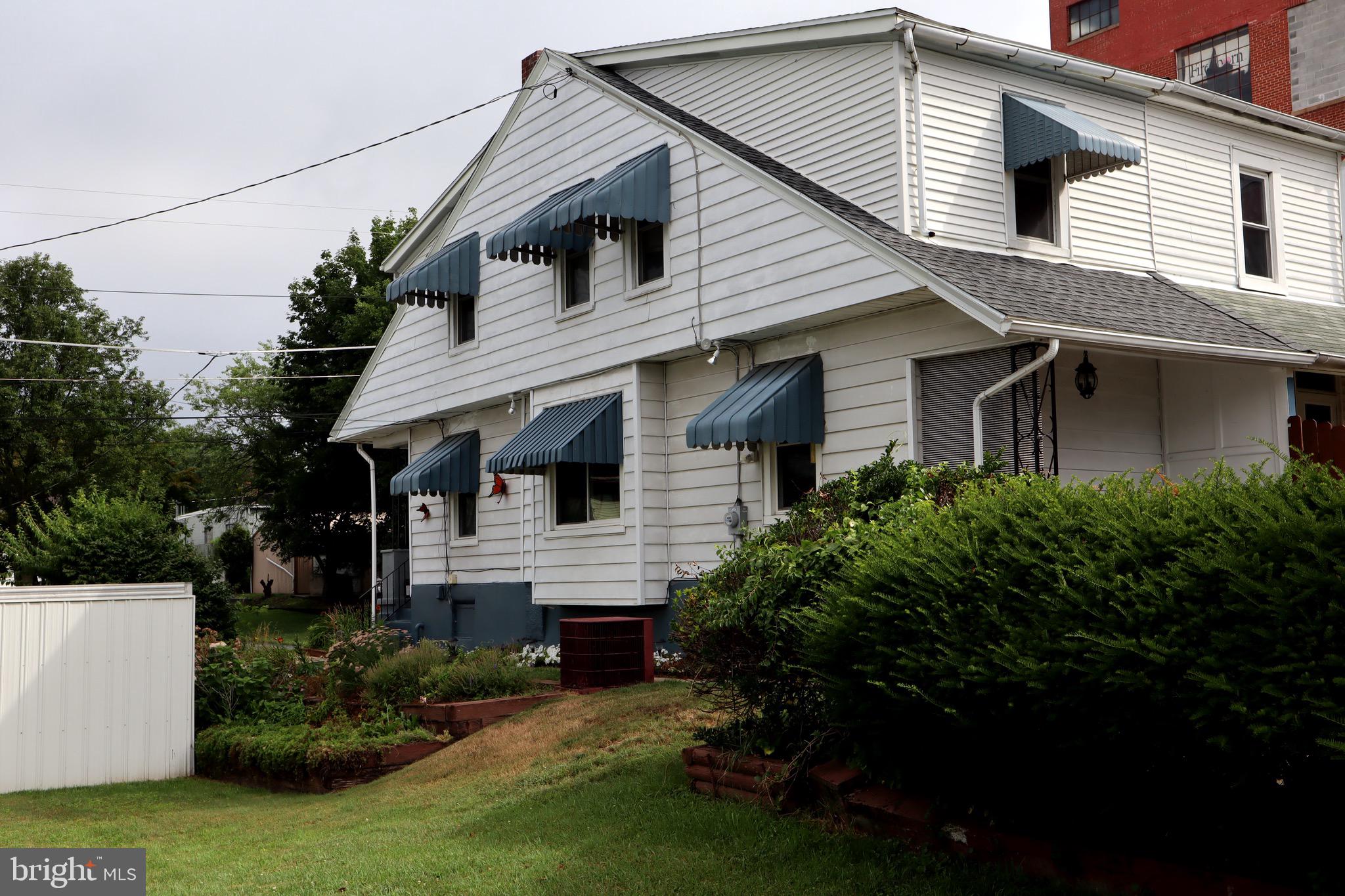 MUHLENBERG PARK - Residential