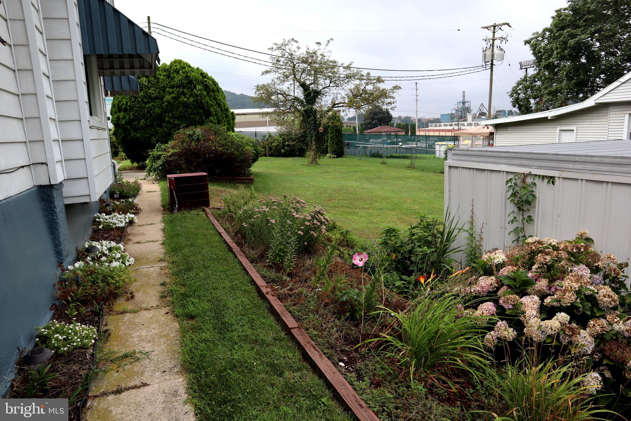 MUHLENBERG PARK - Residential