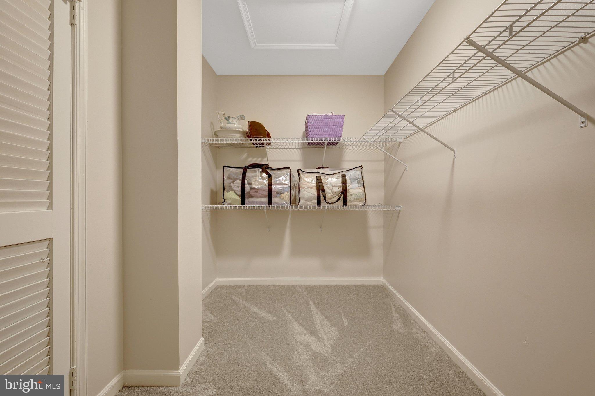 TOWNES OF MOOREFIELD - Residential