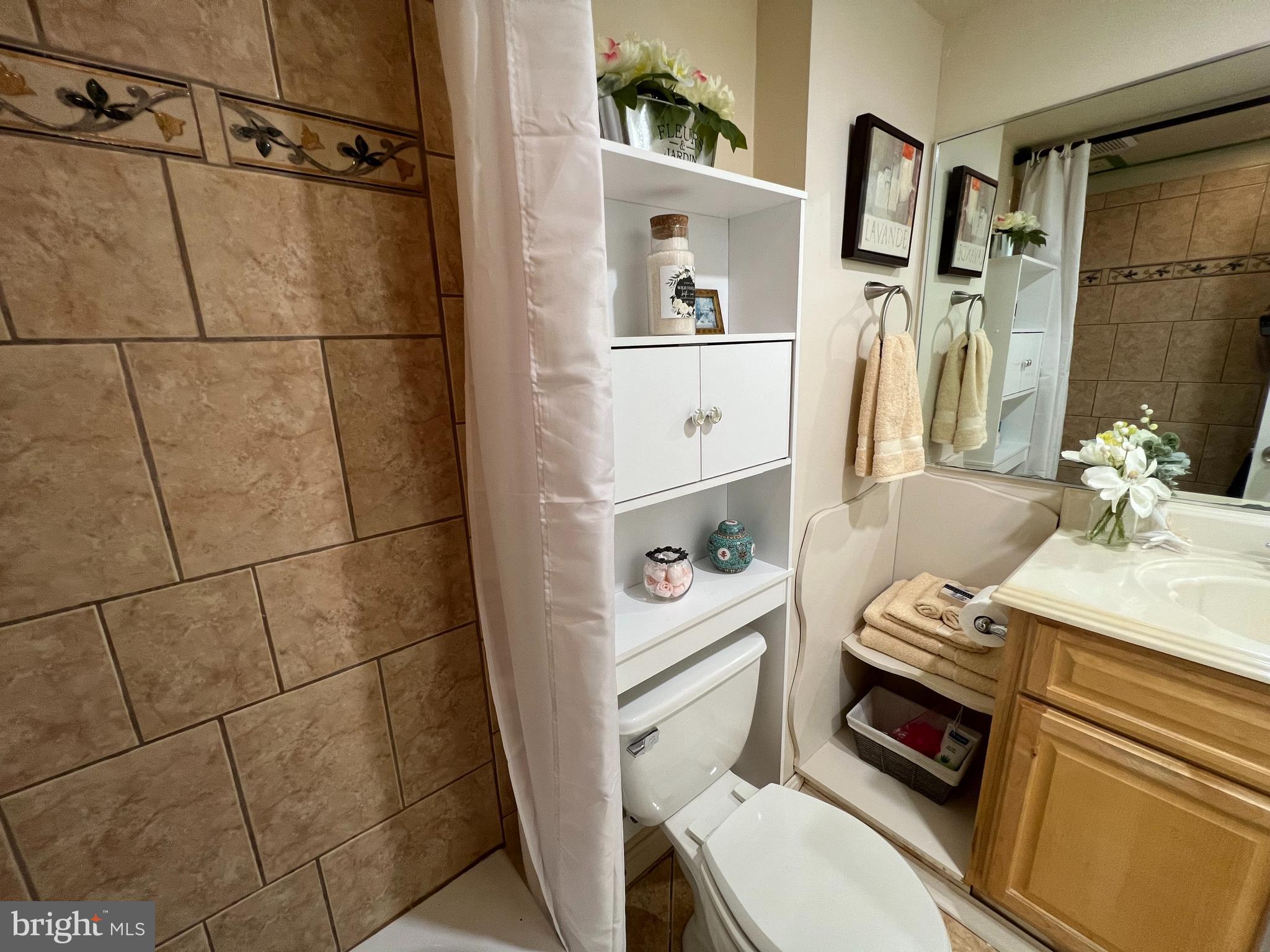 HERMITAGE WOODS - Residential