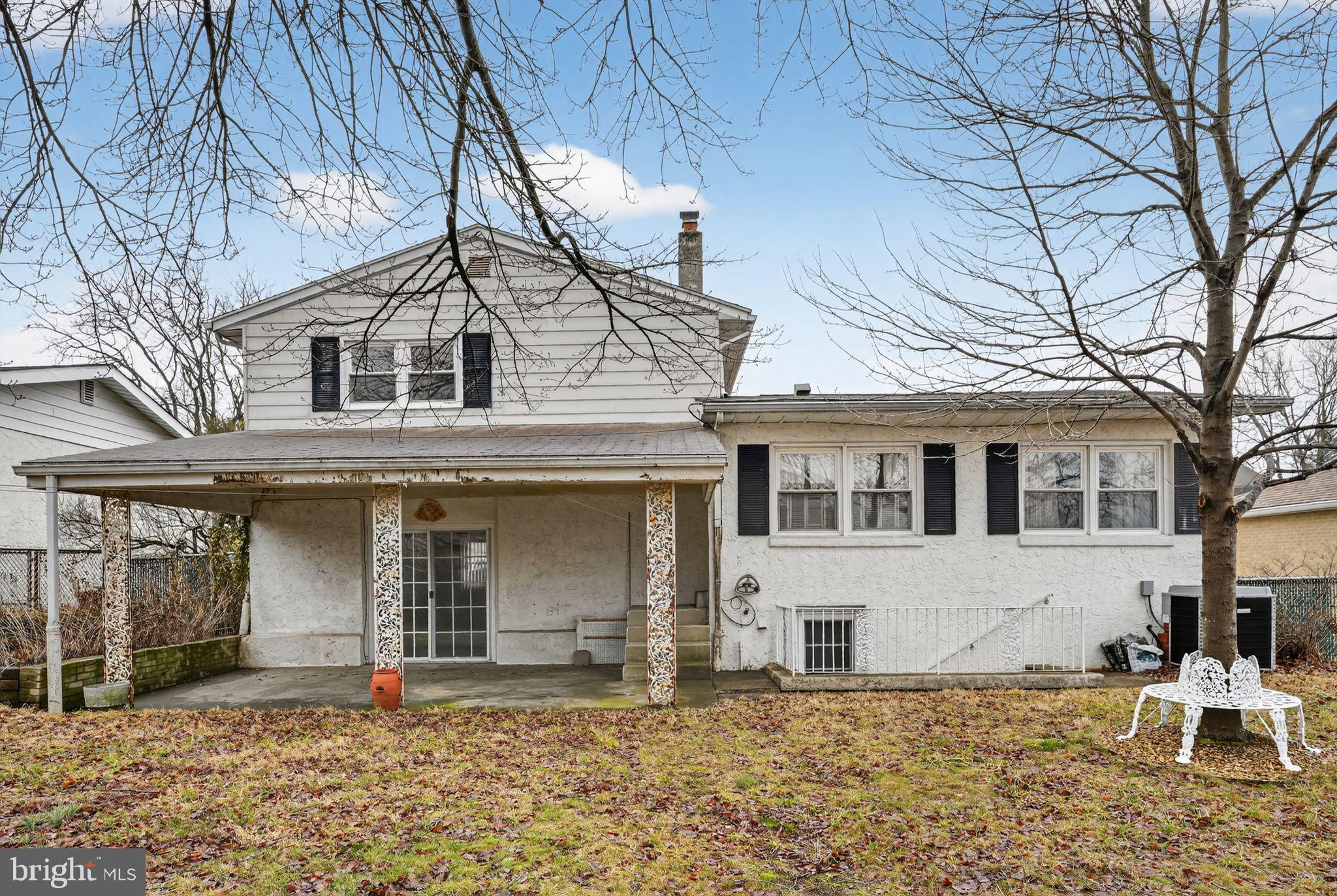 ROXBOROUGH - Residential