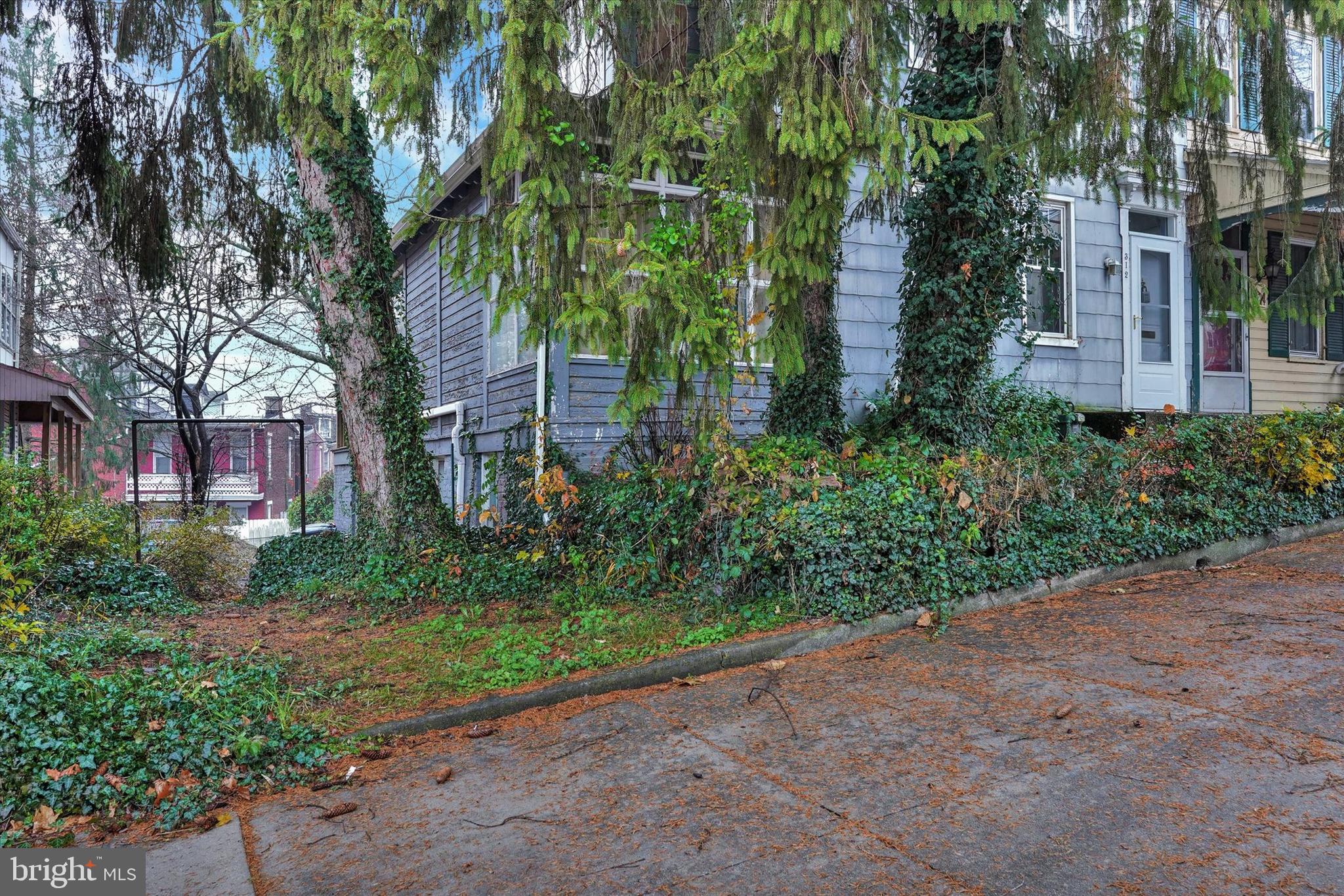 FARQUHAR PARK - Residential