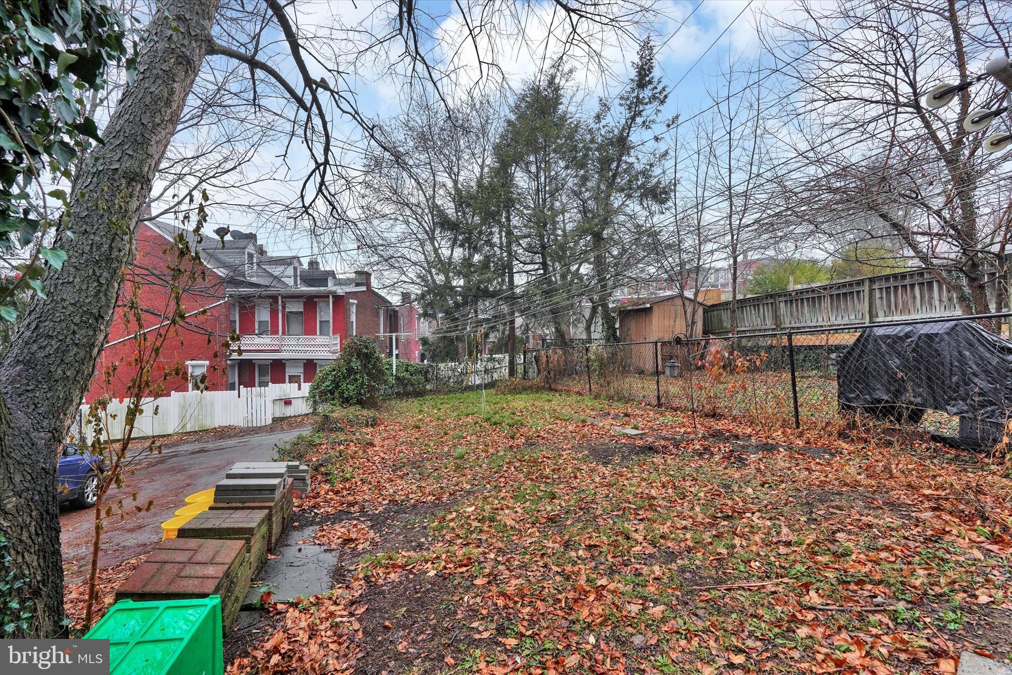 FARQUHAR PARK - Residential