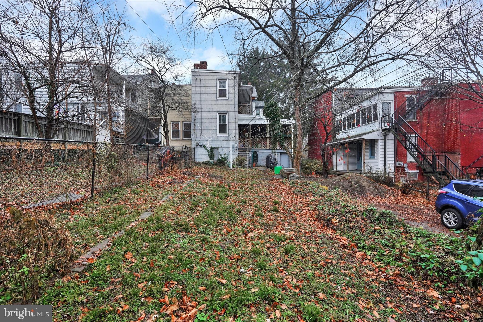 FARQUHAR PARK - Residential