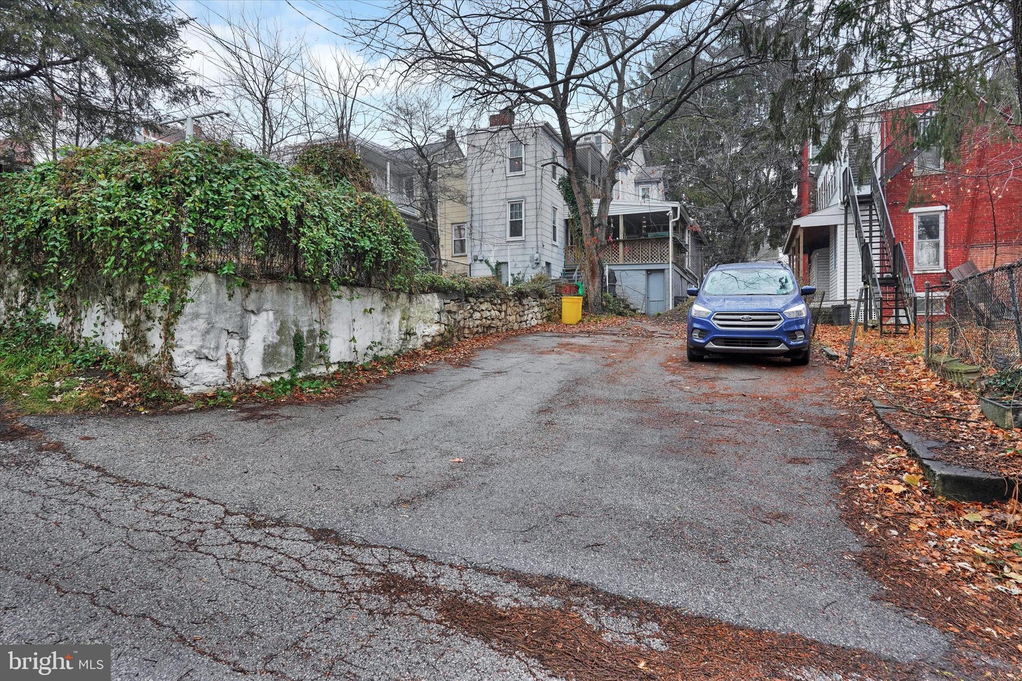 FARQUHAR PARK - Residential