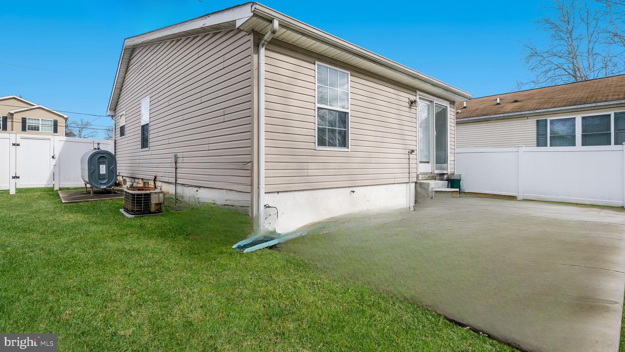 CROYDON ACRES - Residential