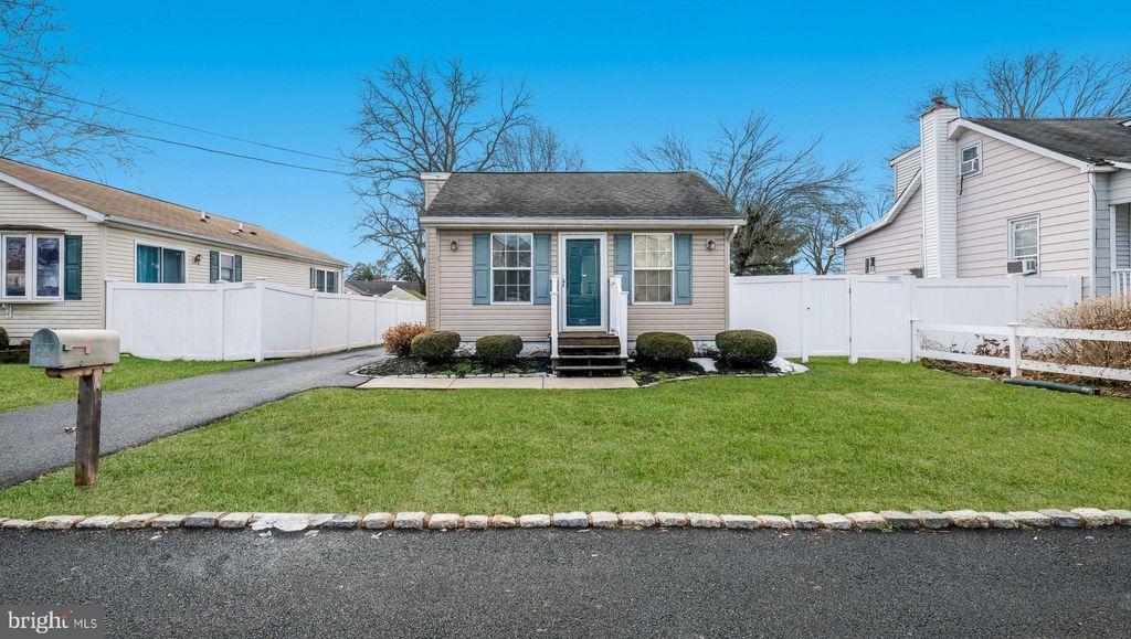 Photo of 530 Main Avenue, CROYDON, PA 19021 (MLS # PABU2114300)