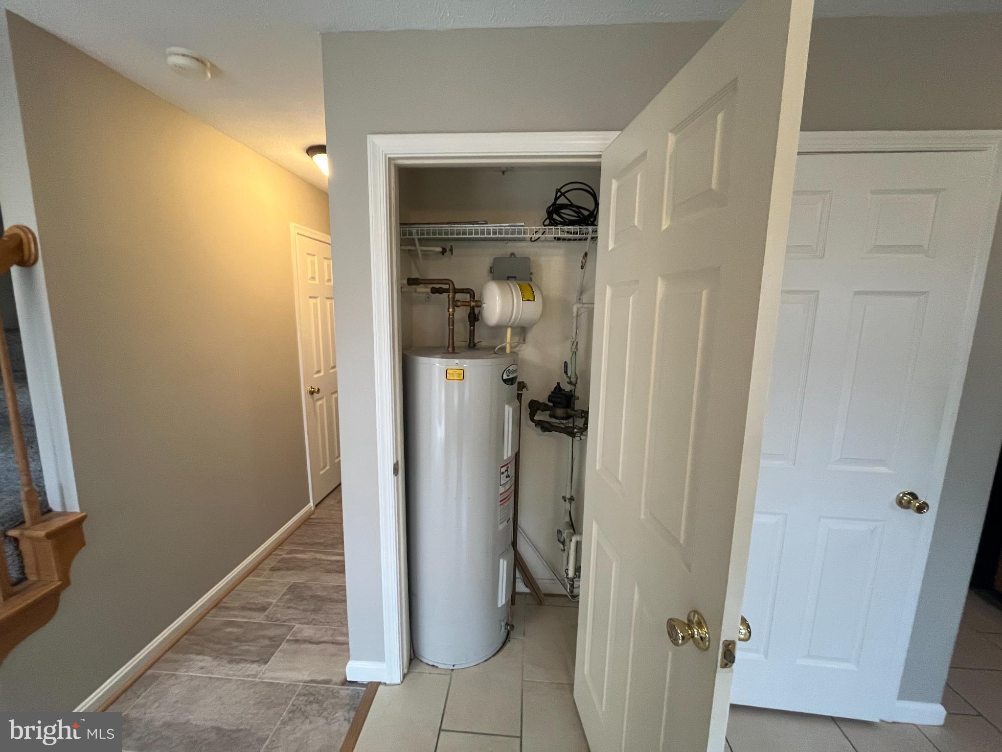 SOUTHGATE - Residential Lease