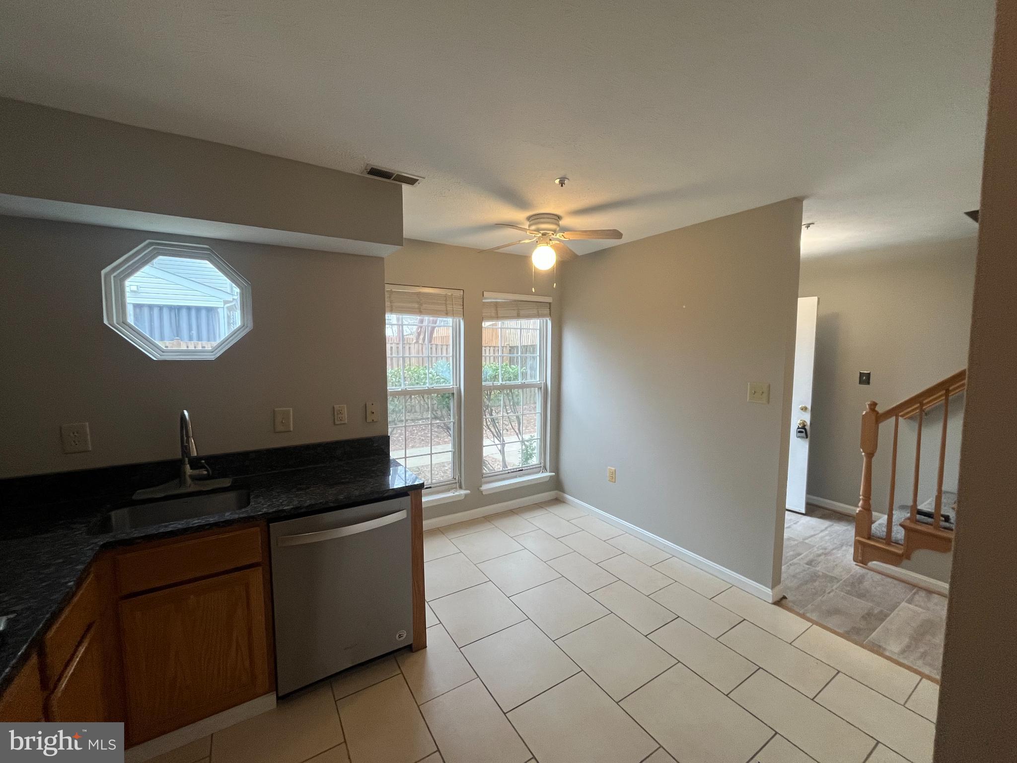 SOUTHGATE - Residential Lease