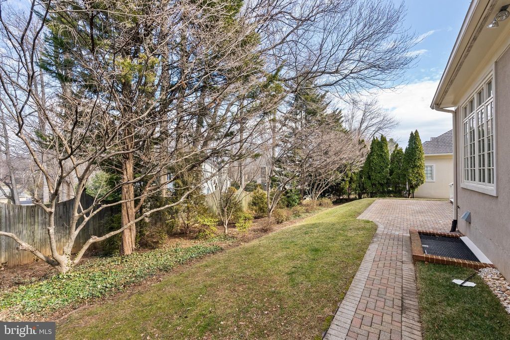 listing image 86
