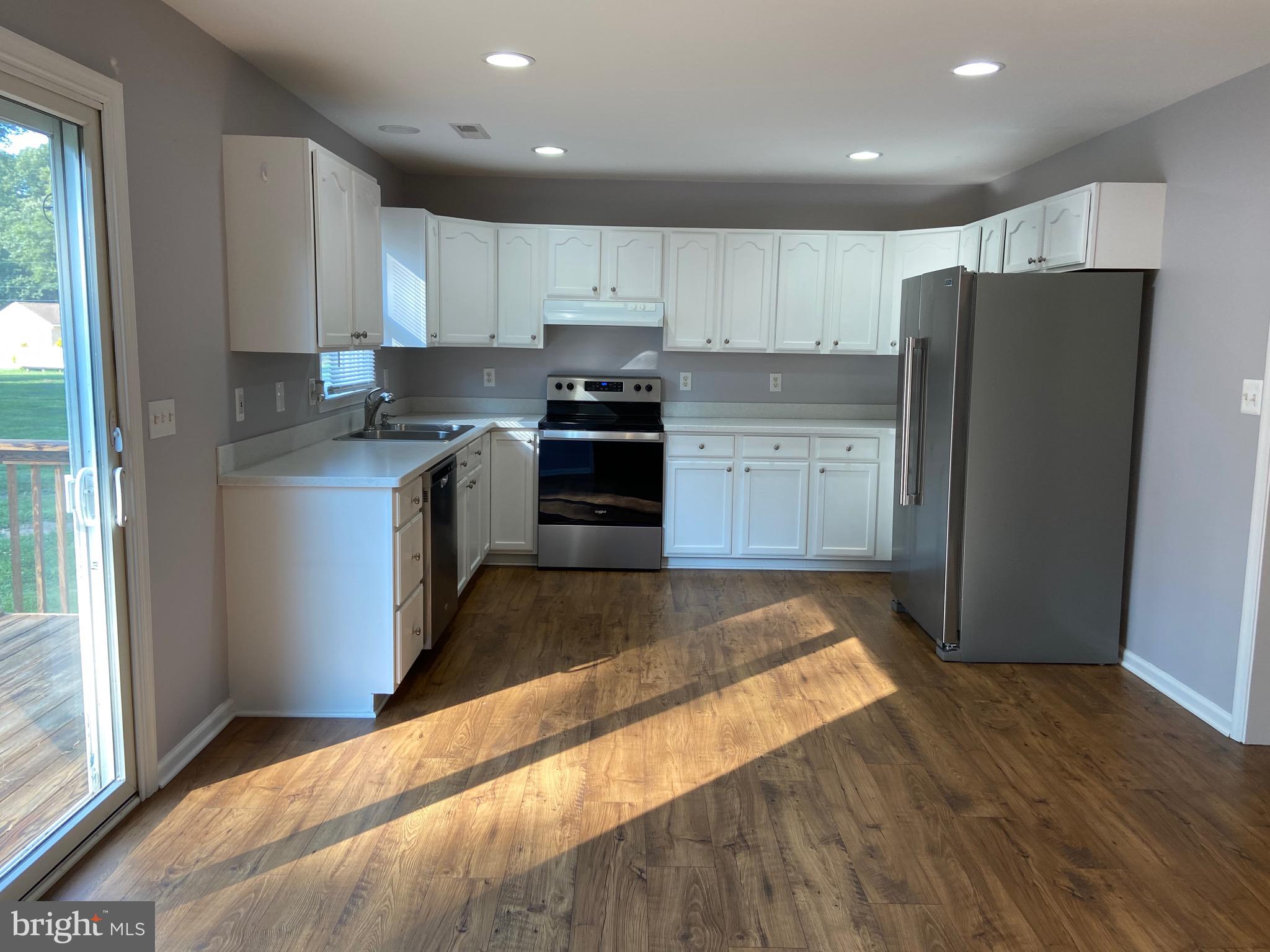 CENTREVILLE - Residential