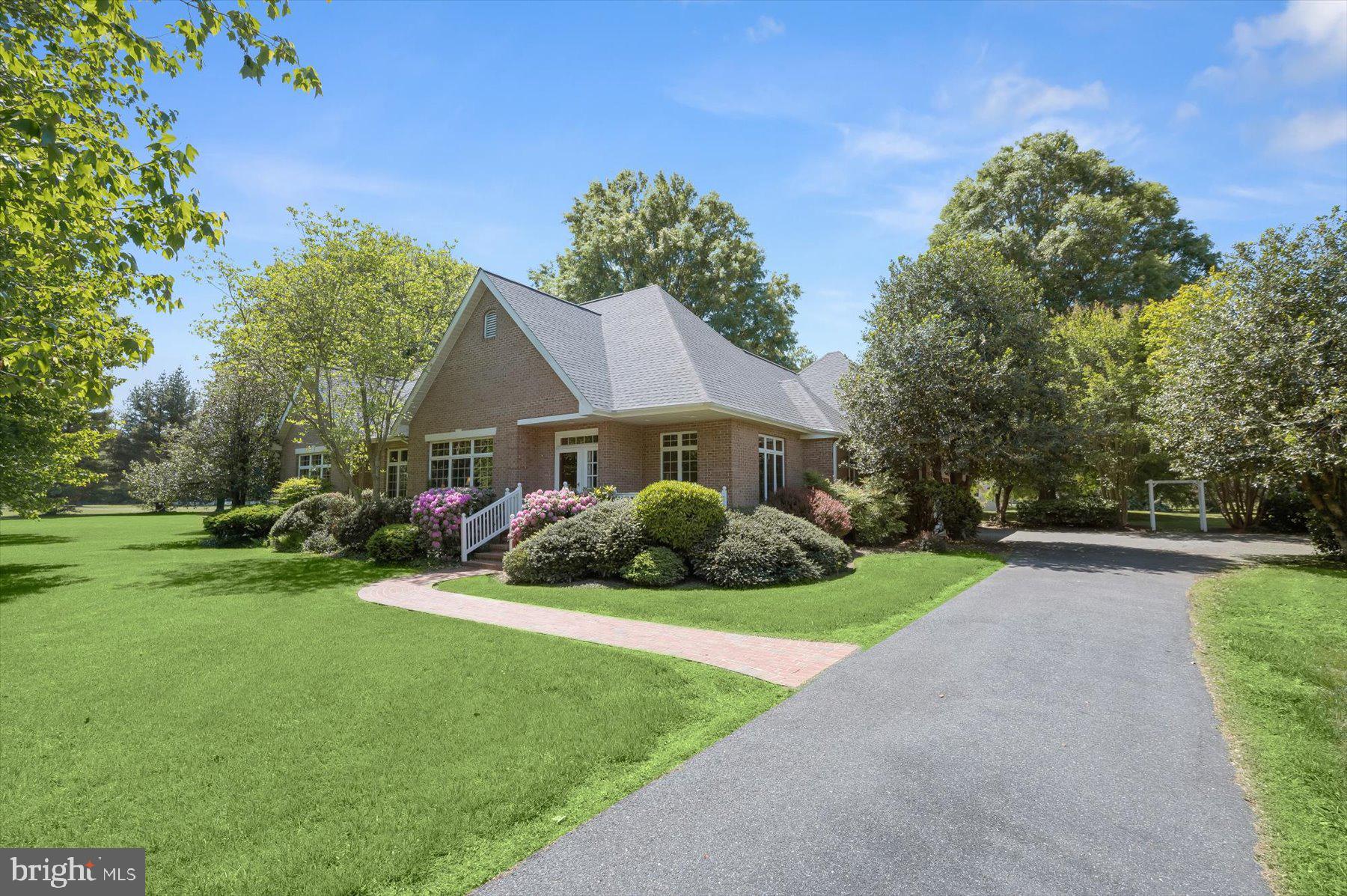 ASHBY - Residential