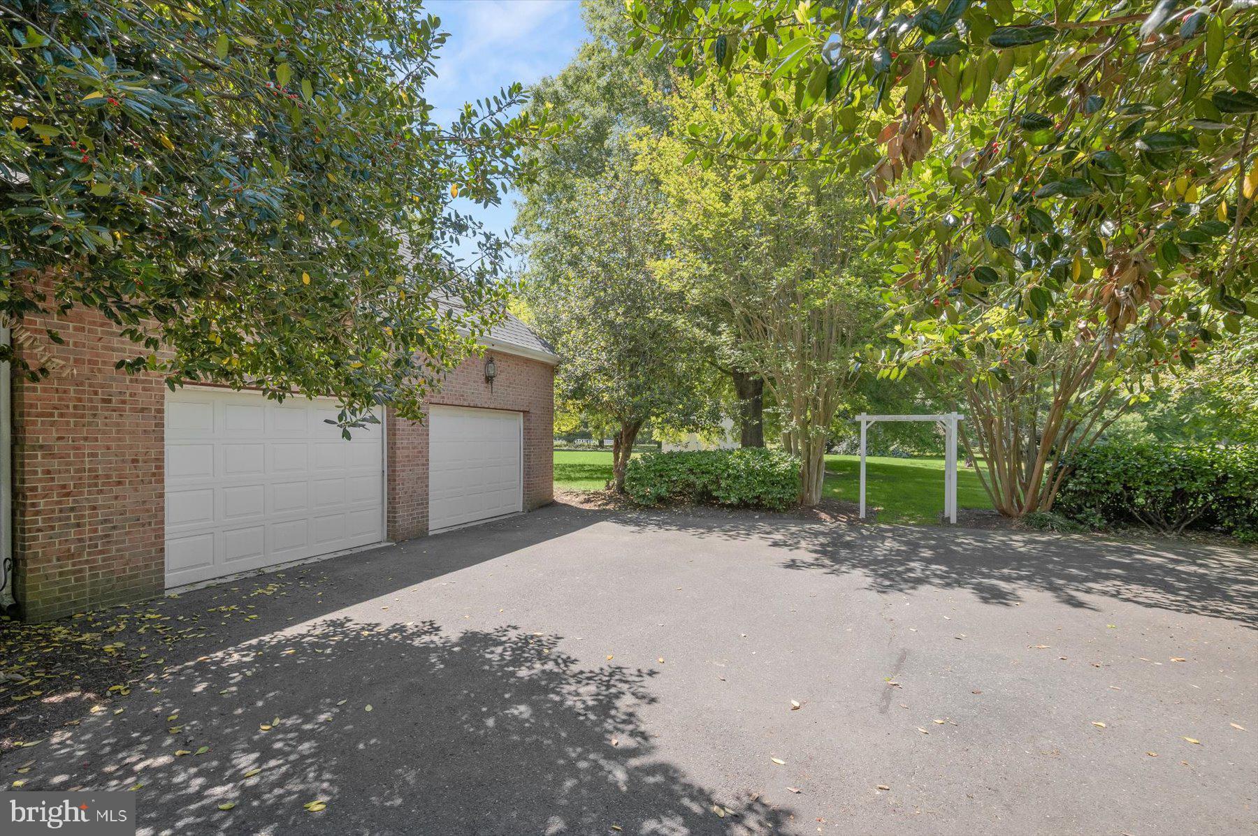 ASHBY - Residential