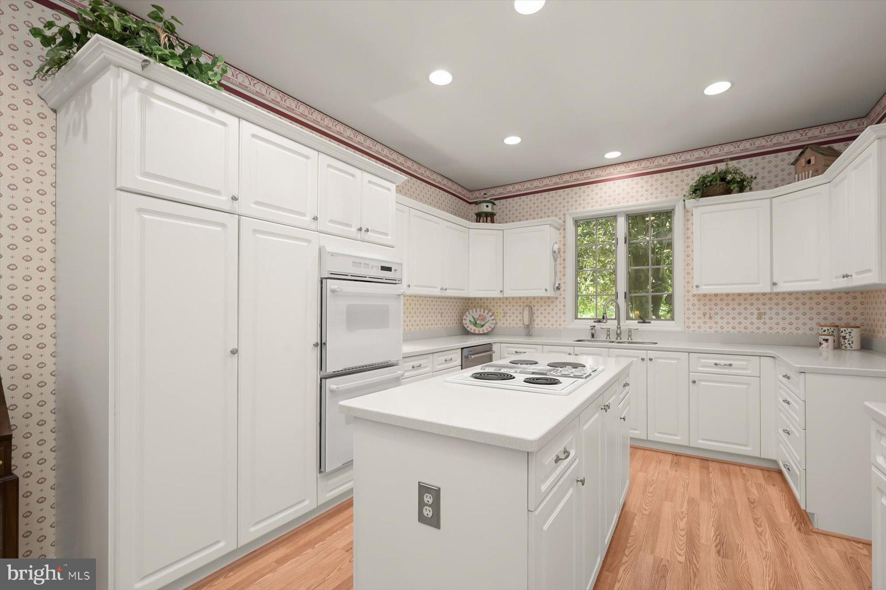 ASHBY - Residential