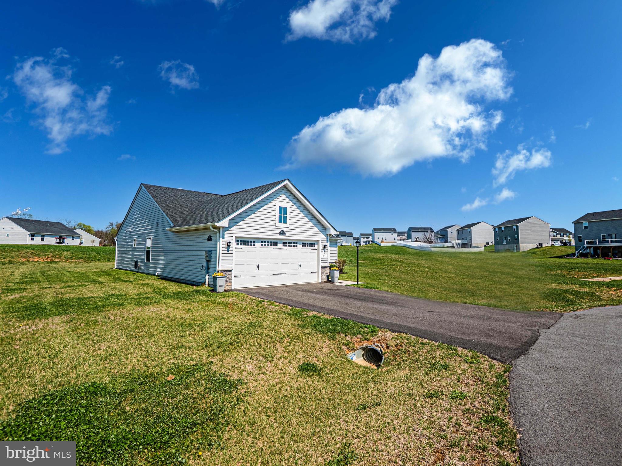 CARDINAL POINTE - Residential