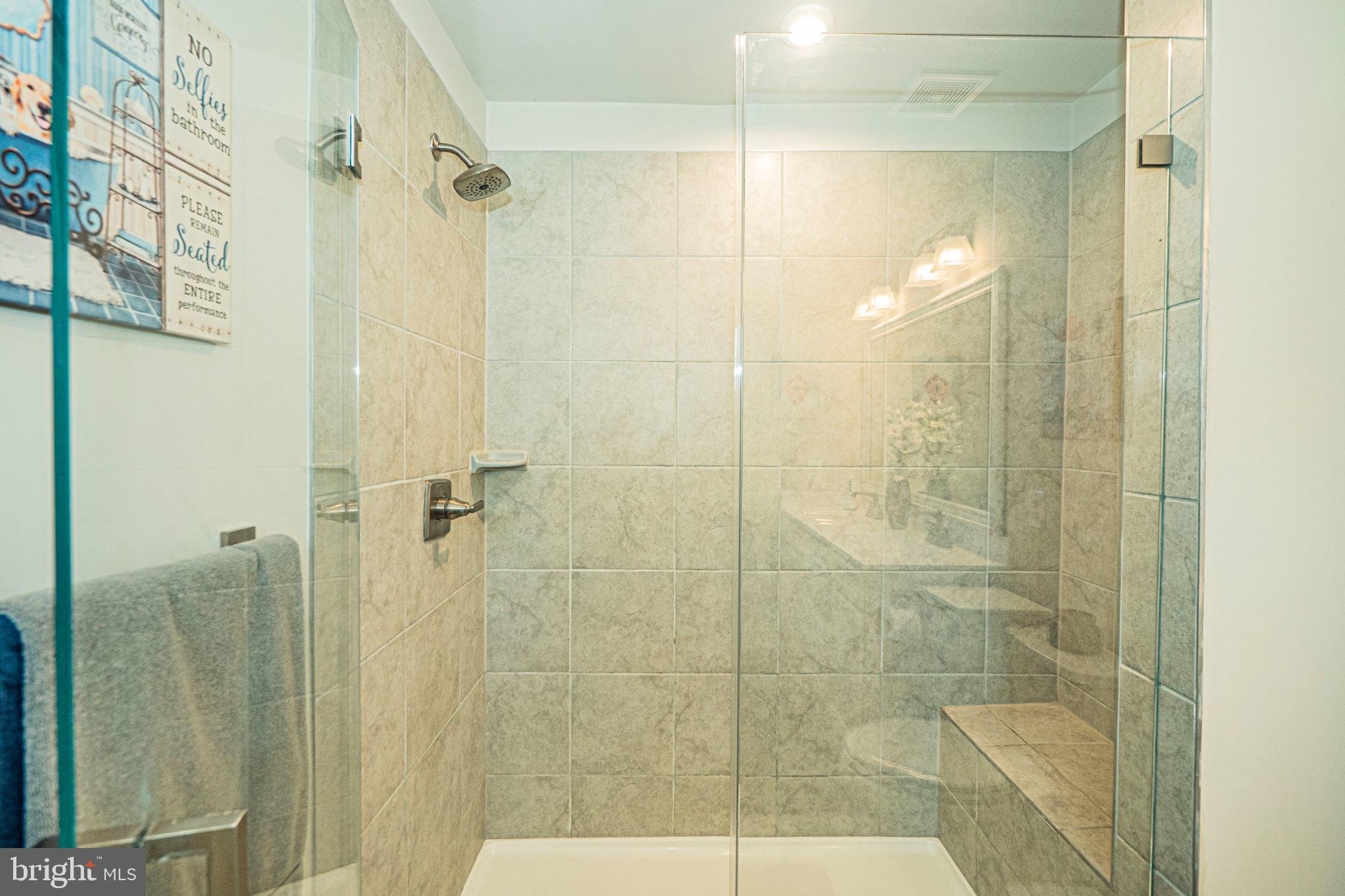 CARDINAL POINTE - Residential