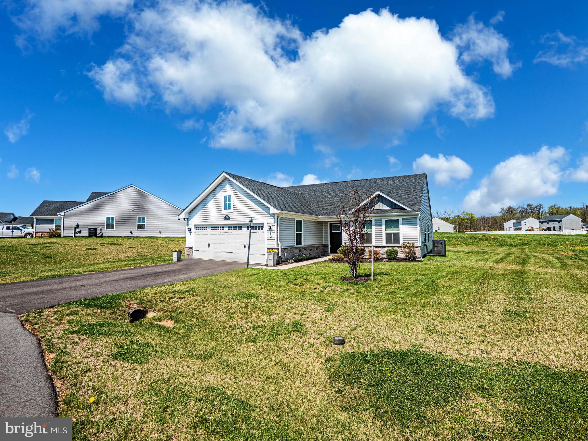 CARDINAL POINTE - Residential