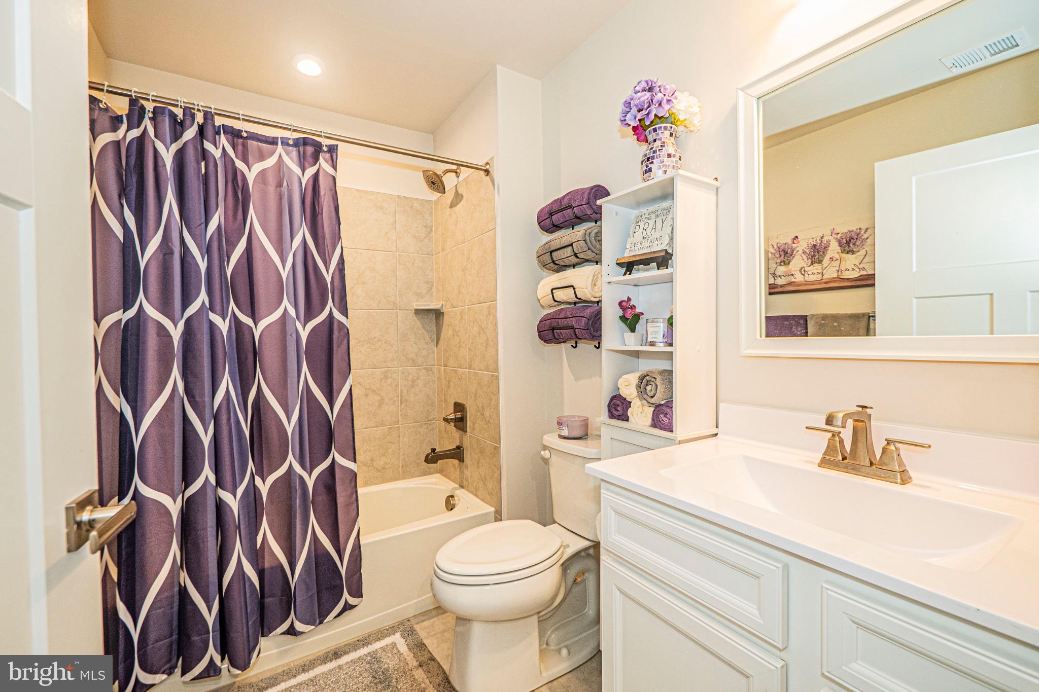 CARDINAL POINTE - Residential