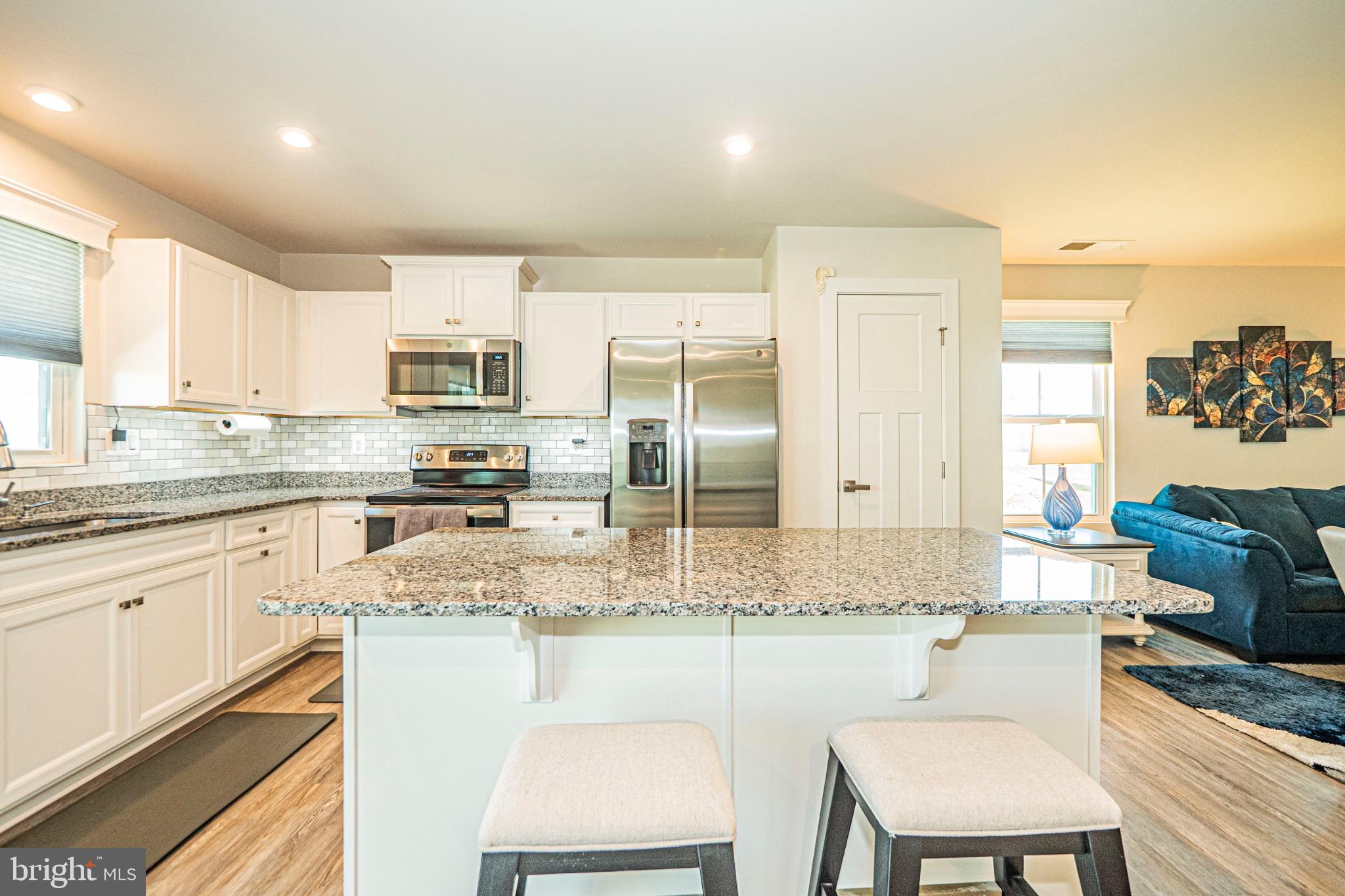 CARDINAL POINTE - Residential