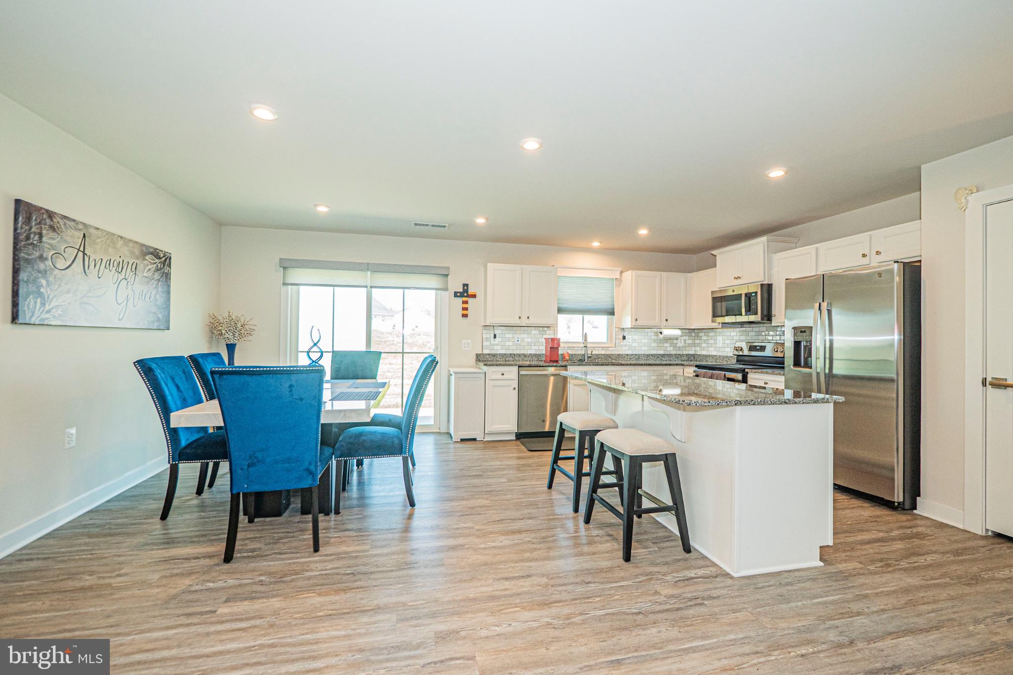 CARDINAL POINTE - Residential