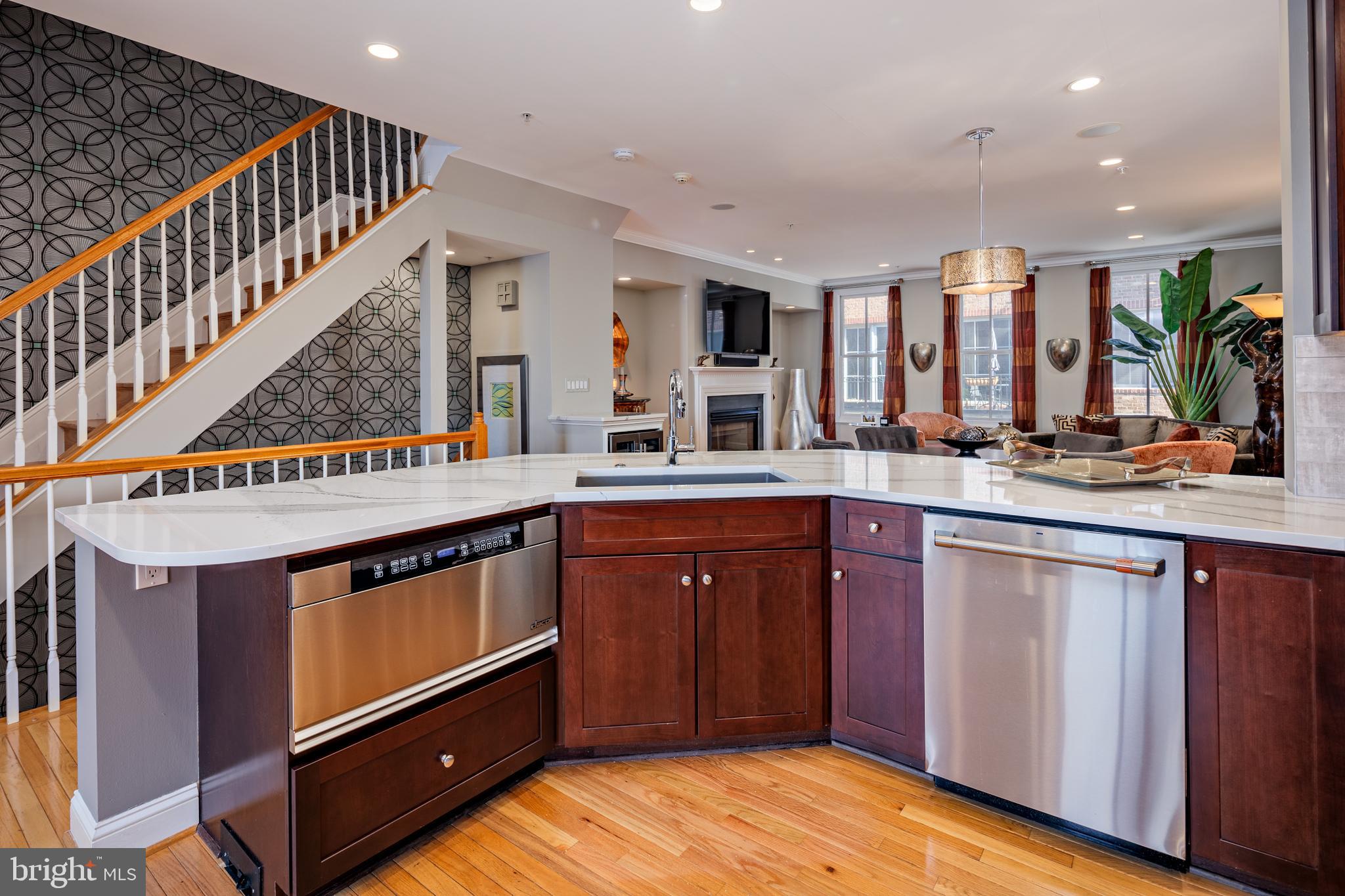 NORTH SHORE - Residential