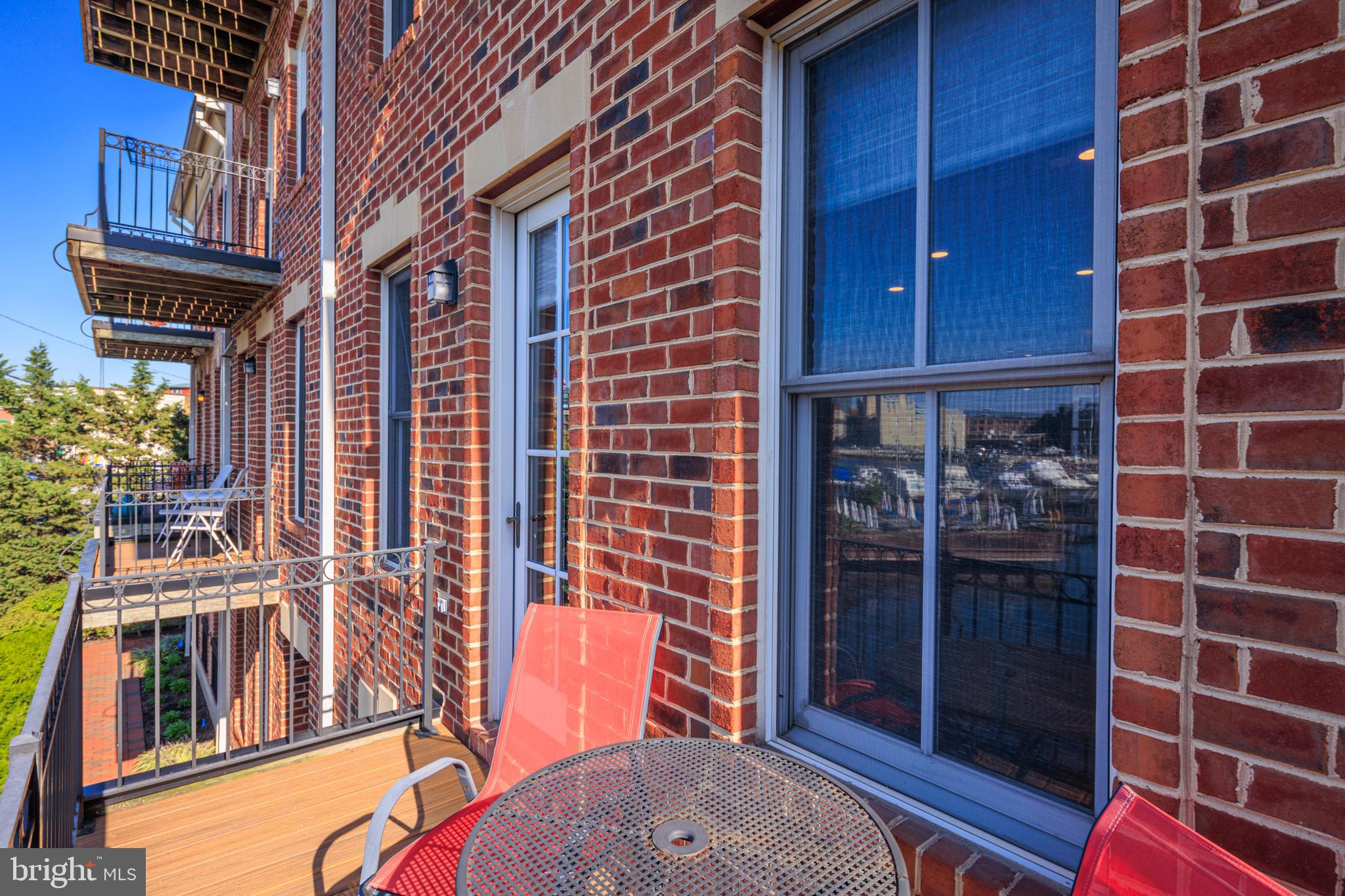 NORTH SHORE - Residential