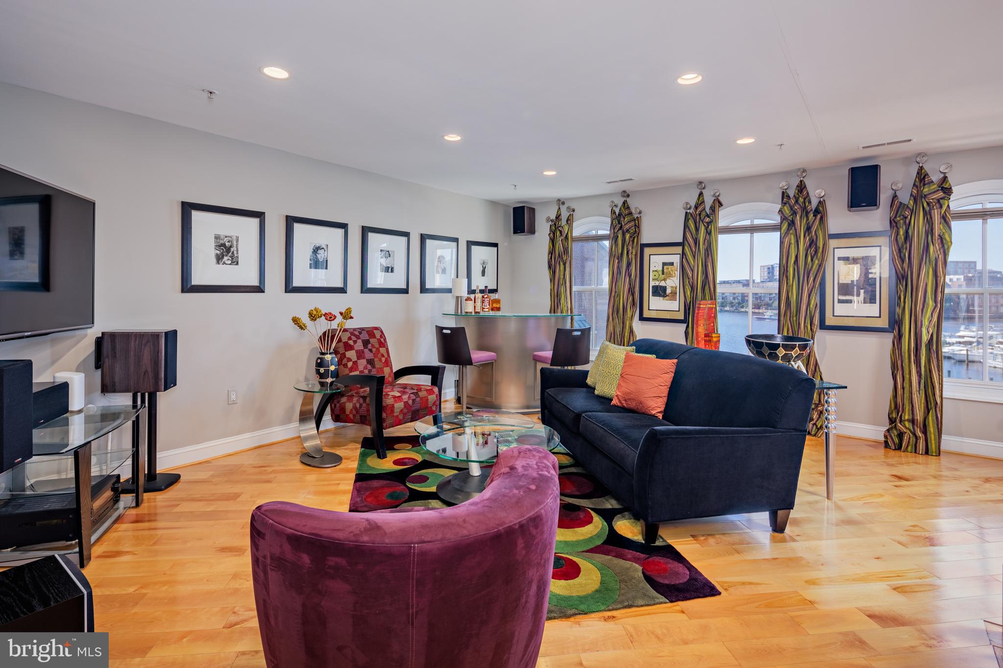 NORTH SHORE - Residential