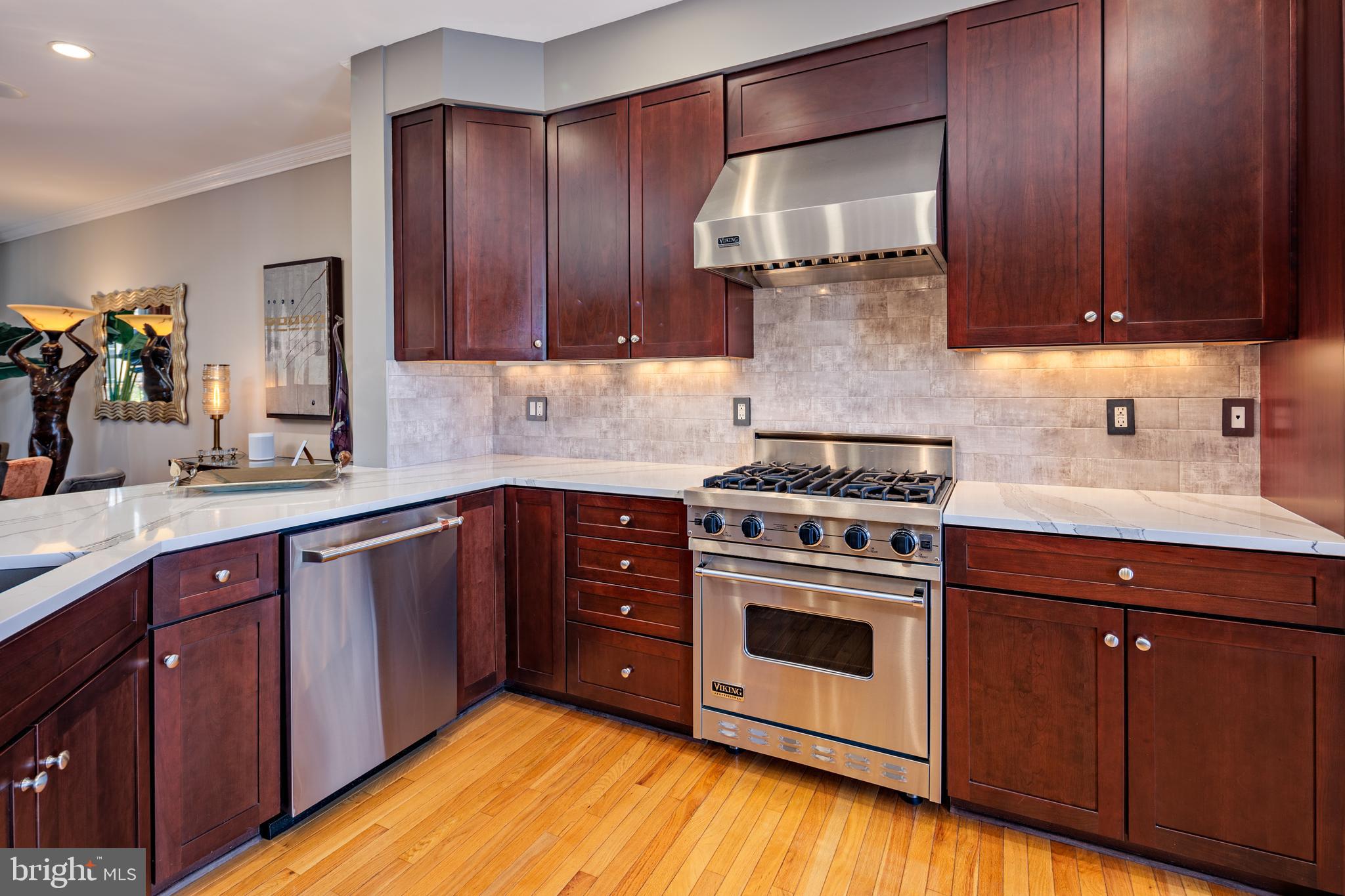 NORTH SHORE - Residential