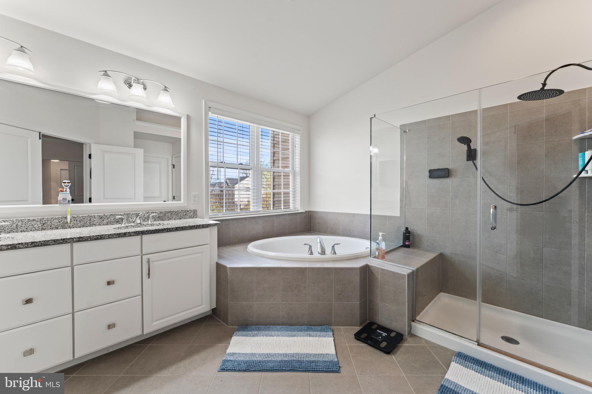 MARLBORO RIDGE MEADOWS - Residential