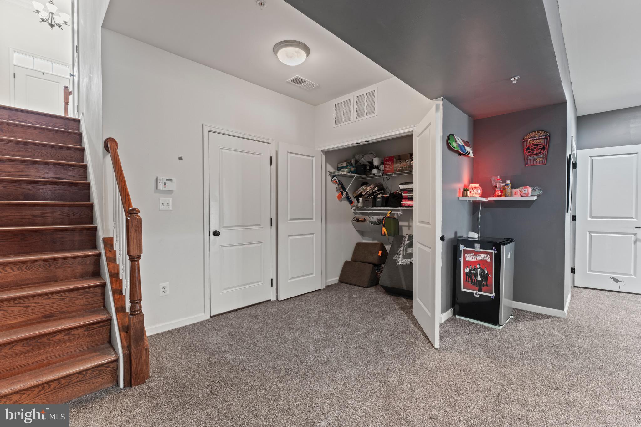 MARLBORO RIDGE MEADOWS - Residential